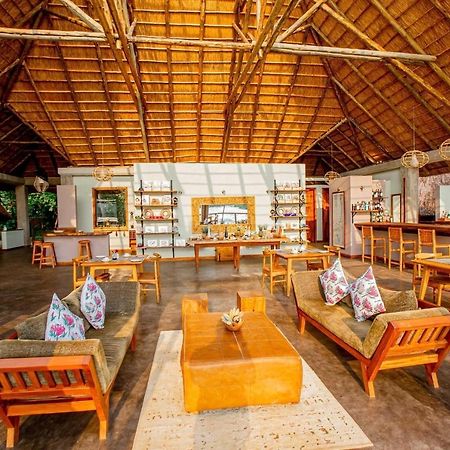 Lemala Wildwaters Lodge Kangulumira Exterior foto
